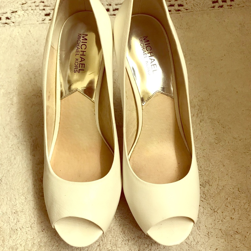 Women shoes
